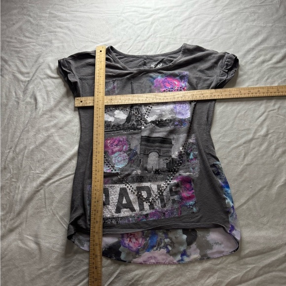 Justice Gray and Pink Short Sleeve Tee Paris Graphic - Picture 3 of 5